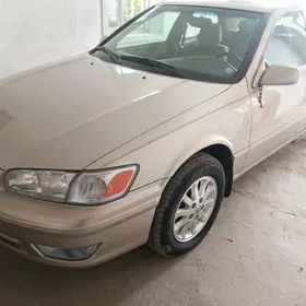 Toyota Camry 2000