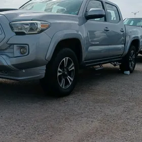 Toyota Tacoma 2019