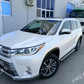 Toyota Highlander 2018