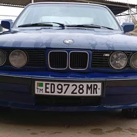 BMW 525 1990