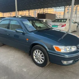 Toyota Camry 2001