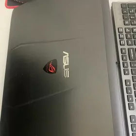 noutbuk Asus rog 17