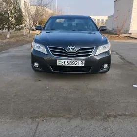 Toyota Camry 2011