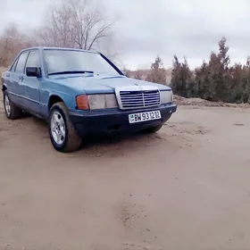 Mercedes-Benz 190E 1983