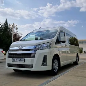 Toyota Hiace 2020