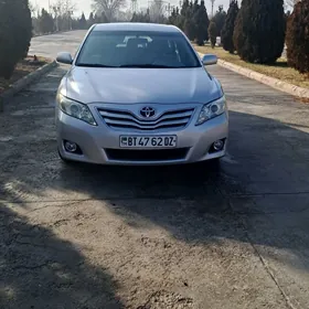 Toyota Camry 2010