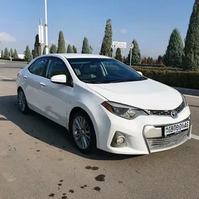 Toyota Corolla 2015