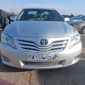 Toyota Camry 2011