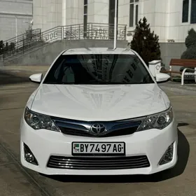 Toyota Camry 2013