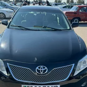 Toyota Camry 2011