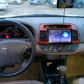 Toyota Camry 2005