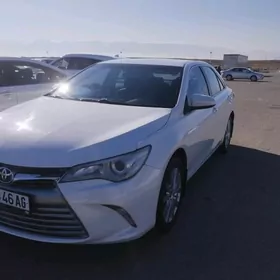 Toyota Camry 2017