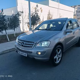 Mercedes-Benz ML350 2008