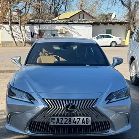 Lexus ES 350 2019