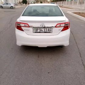 Toyota Camry 2013