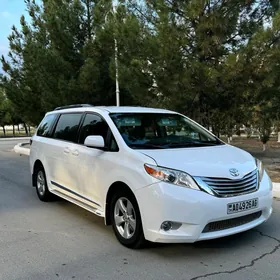 Toyota Sienna 2017