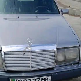 Mercedes-Benz 230E 1993