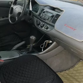 Toyota Camry 2003