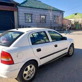 Opel Astra 2003