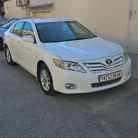 Toyota Camry 2011