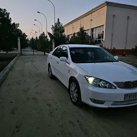 Toyota Camry 2005