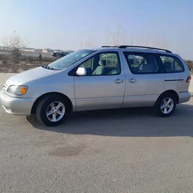 Toyota Sienna 2002