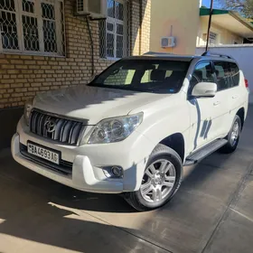 Toyota Land Cruiser Prado 2010