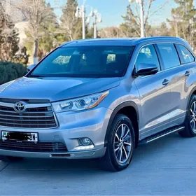 Toyota Highlander 2015