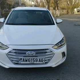 Hyundai Elantra 2018