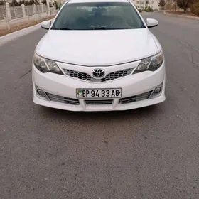 Toyota Camry 2013