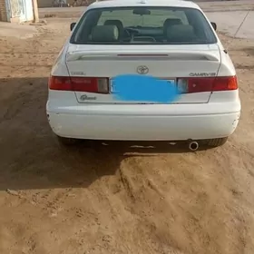 Toyota Camry 2000