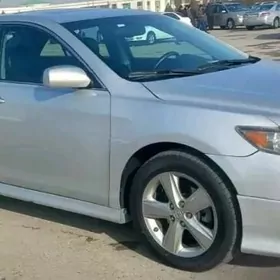 Toyota Camry 2010