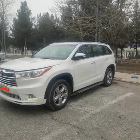 Toyota Highlander 2015