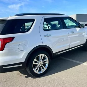 Ford Explorer 2019