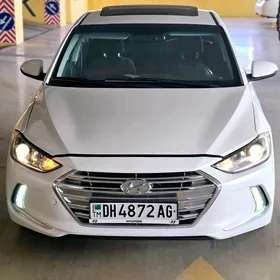 Hyundai Elantra 2019