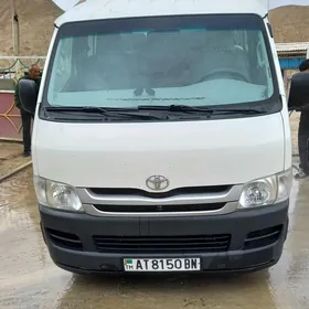 Toyota Hiace 2008