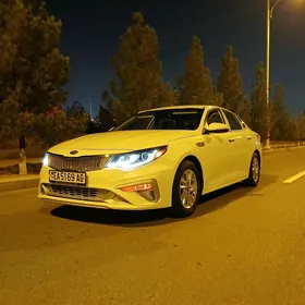 Kia Optima 2020