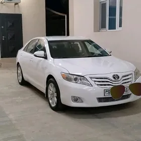 Toyota Camry 2010