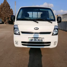 Kia Bongo 2013