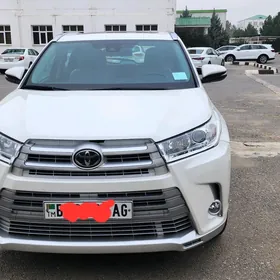 Toyota Highlander 2018