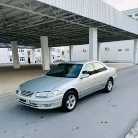 Toyota Camry 2001