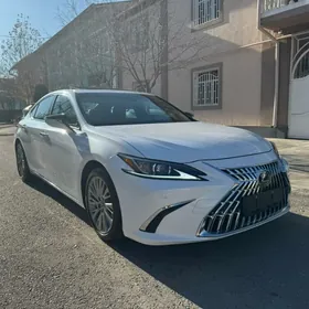 Lexus ES 350 2020