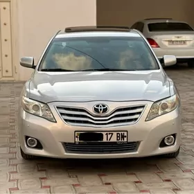 Toyota Camry 2010