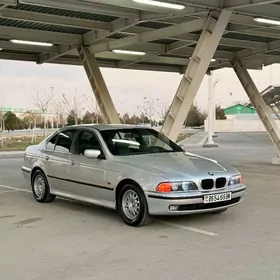 BMW E39 1999