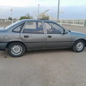 Opel Vectra 1990