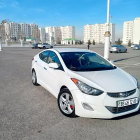 Hyundai Elantra 2013