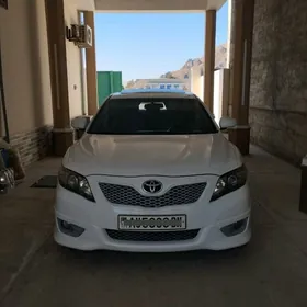 Toyota Camry 2010