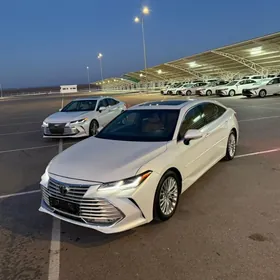 Toyota Avalon 2019