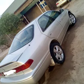 Toyota Camry 2001