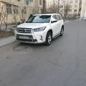 Toyota Highlander 2018